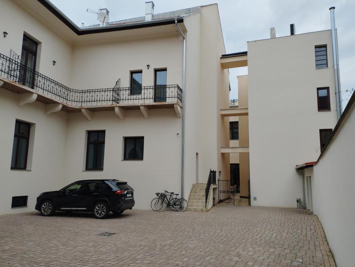 Boutique Hotel Gaia Kecskemét Exterior foto